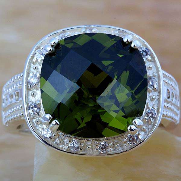 PERIDOT QUARTZ &  WHITE QUARTZ RING CRAFTED IN HALLMARKED 925 STERLING SILVER