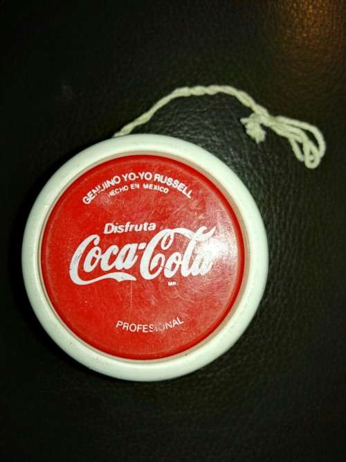 Genuine Russell Coca-Cola Yo-Yo with string