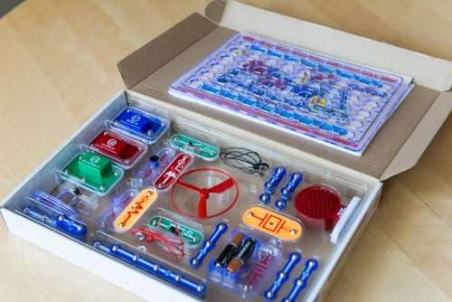 Kit Electronics Snap Circuits