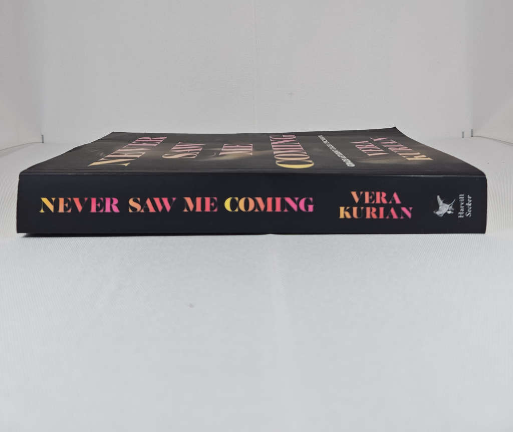 Never Saw Me Coming by Vera Kurian - Paperback