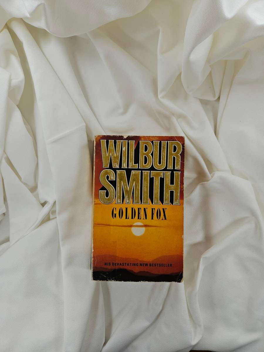 Golden Fox by Wilbur Smith - Paperback