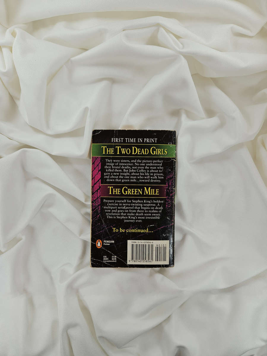 The Green Mile: Part 1 - The Two Dead Girls by Stephen King - Paperback