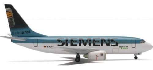 Boeing 737-700 Germania Siemens 1/400 Scale - Die Cast Model (HW560382)