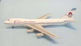 Boeing 747-200 America West Airlines - 1/400 Scale (MMN532AW)(TAS4633)(Magic Models)