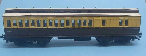GWR Brake 3rd Coach  Clerestory Roof (R333)(Tri-ang)