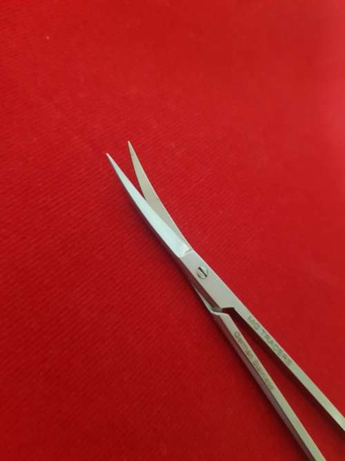 Iris Scissors (12cm) Curved,