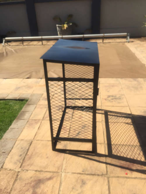 Double 19kg gas cylinder cages