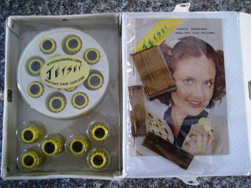 BOILING WATER INSTANT HAIR CURLERS - NEVER USED