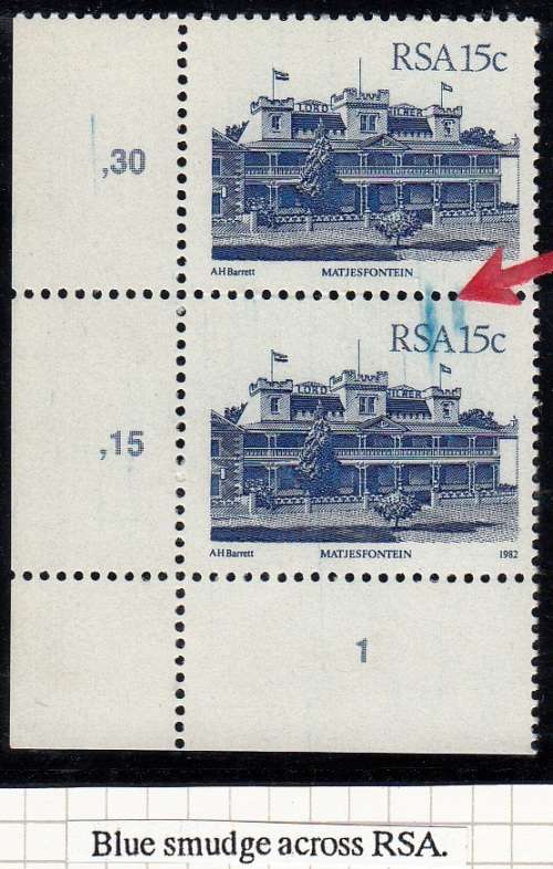 RSA 1982: 4th Definitive Issue 15c pair MNH (SACC525) - VARIETY SEE NOTES