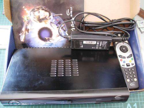 DSTV PACE HD PVR 2 P DECODER, REMOTE & POWER CABLE
