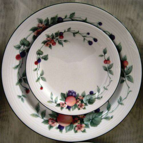 NORITAKE - BURLINGTON GARDEN DINNER SET OF 6 PLATES & SIDE PLATES