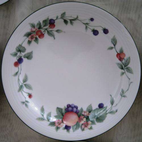 NORITAKE - BURLINGTON GARDEN DINNER SET OF 6 PLATES & SIDE PLATES