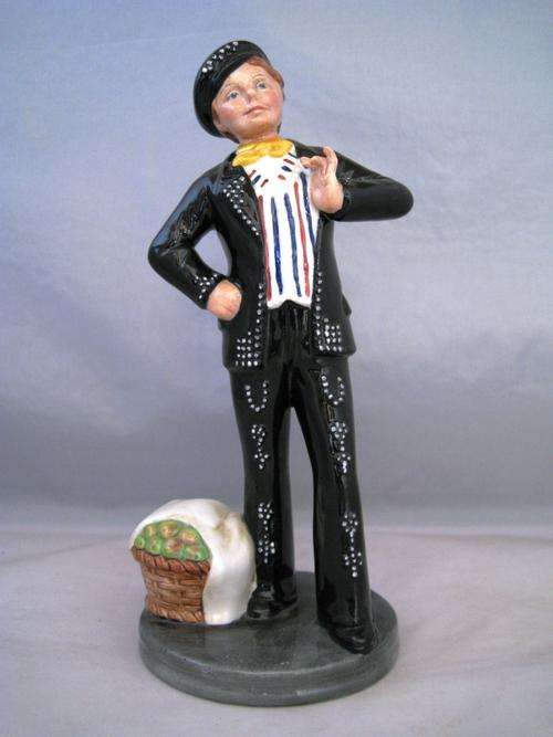 Royal Doulton Figure " Pearly Boy" Model No. HN 2767 !