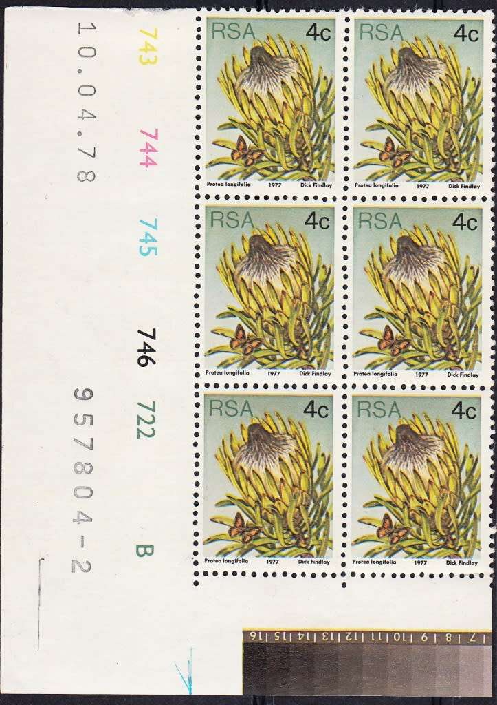 RSA 1978 3rd DEFINITIVE ISSUE 4c MNH CONTROL BLOCKS A +B DATED 10/4/1978 (SACC421)