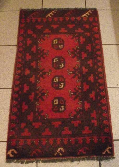 VINTAGE PERSIAN RUG