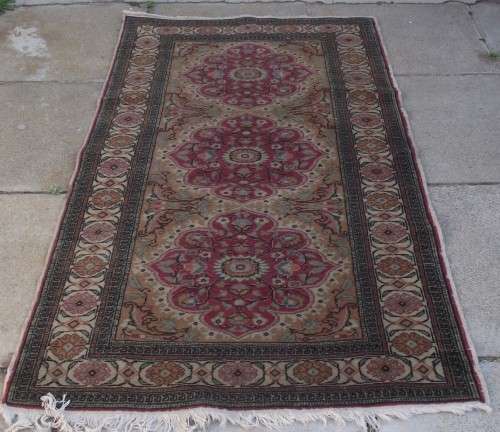 HAND WOVEN PERSIAN RUG