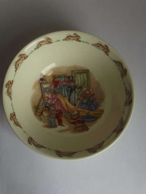 LOVELY ROYAL DOULTON BUNNYKINS PORRIDGE BOWL