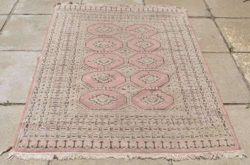 HAND WOVEN PERSIAN RUG