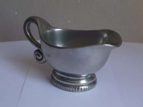 BEAUTIFUL DESIGN CARROL BOYES MILK JUG/GRAVY BOAT