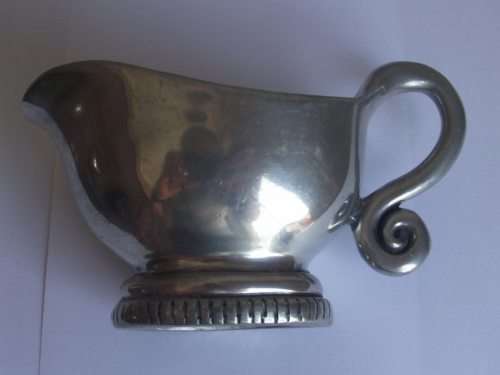 BEAUTIFUL DESIGN CARROL BOYES MILK JUG/GRAVY BOAT