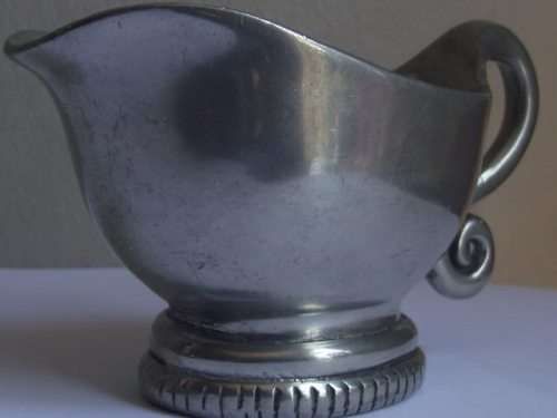 BEAUTIFUL DESIGN CARROL BOYES MILK JUG/GRAVY BOAT