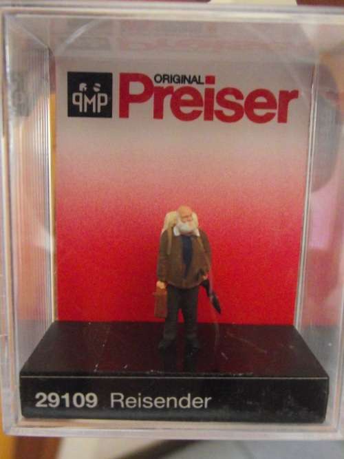PREISER 29109 TRAVELLER