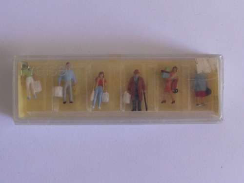 PREISER 121 TRAVELLERS