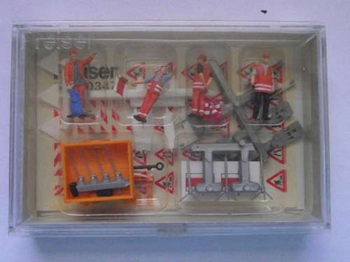 PREISER HO 1:87 ROAD SWEEPERS