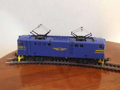 LIMA HO: SAR Class E-5 E444 Blue Train Electric Locomotive in good unboxed condition