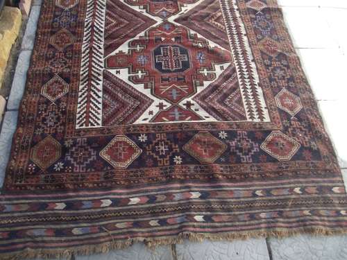 LARGE HAND WOVEN PERSIAN CARPET 1870 X 2750
