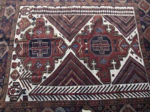 LARGE HAND WOVEN PERSIAN CARPET 1870 X 2750