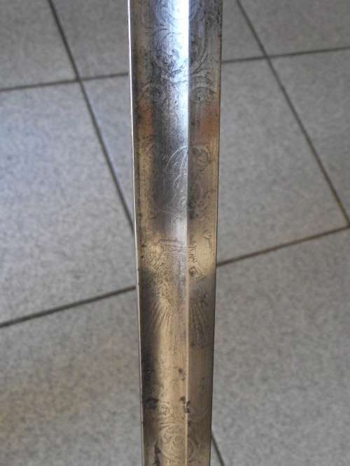 BRITISH  CAVALRY OFFICERS PATTERN SWORD AND  METAL SCABBARD