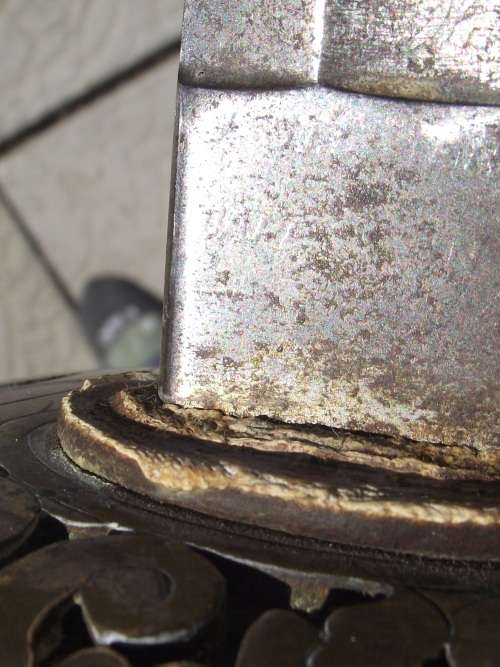 BRITISH  CAVALRY OFFICERS PATTERN SWORD AND  METAL SCABBARD