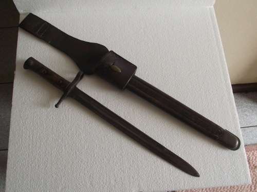 BAYONET  SCABBARD AND FROG