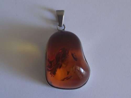 STUNNING CHUNKY STERLING SILVER AND AMBER PENDANT
