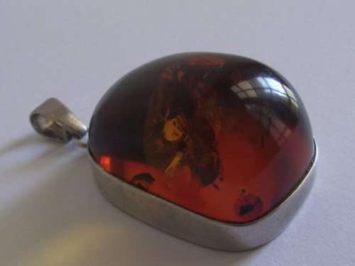STUNNING CHUNKY STERLING SILVER AND AMBER PENDANT