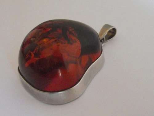 STUNNING CHUNKY STERLING SILVER AND AMBER PENDANT