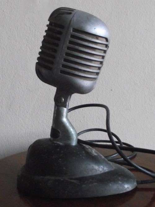 Iconic 1951 Unidyne 55S Microphone Elvis Type on a 53 S Table stand