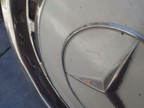 2 X VINTAGE MERCEDES BENZ WHEEL HUB CAPS