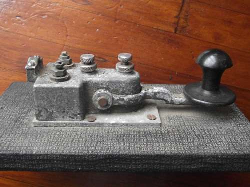 Vintage Unmarked Hand Key Morse Code Telegraph Ham Radio