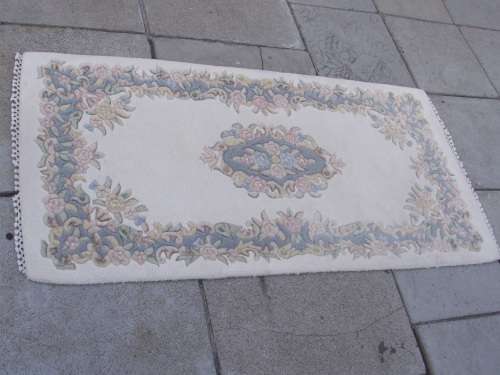 STUNNING  100%  VIRGIN WOOL PILE CARPET MADE IN INDIA