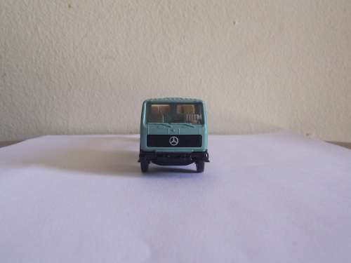 Wiking HO 1:87 SCALE Mercedes Logging Semi Truck