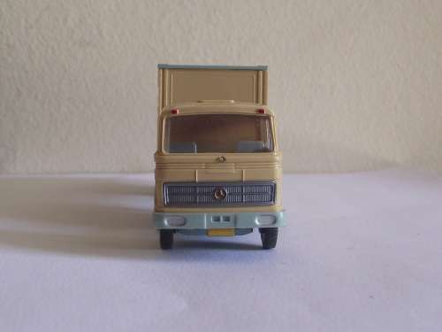 Wiking Mercedes Benz WM Ho 18:7 scale container truck International-Transporte