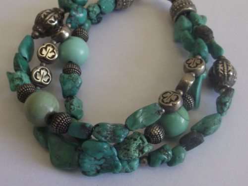 BEAUTIFUL TURQUOISE AND WHITE METAL MULTI-STRAND BRACELET