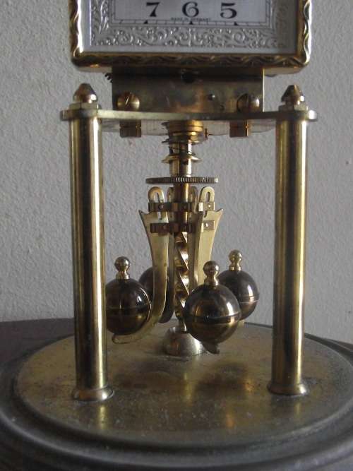 Kundo Square faced  Anniversary Clock