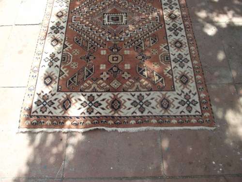 HAND WOVEN PERSIAN CARPET