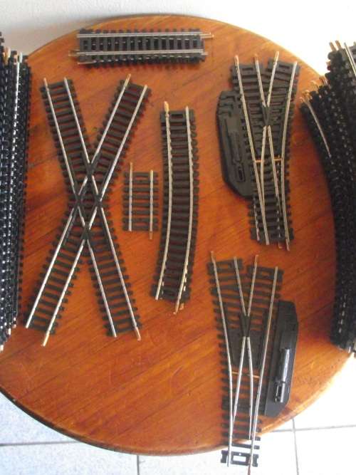 LIMA HO SCALE TRACK AND TURNOUTS