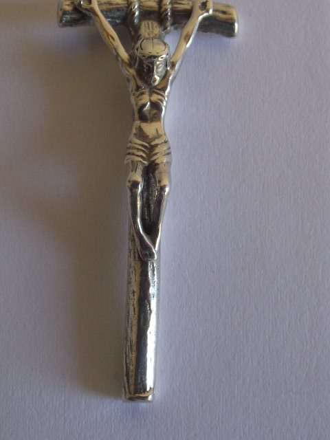 AMAZING VINTAGE STERLING SILVER CRUCIFIX