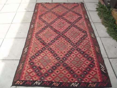 HAND WOVEN KILIM CARPET