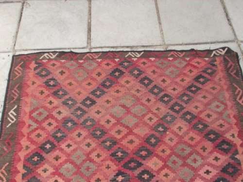 HAND WOVEN KILIM CARPET